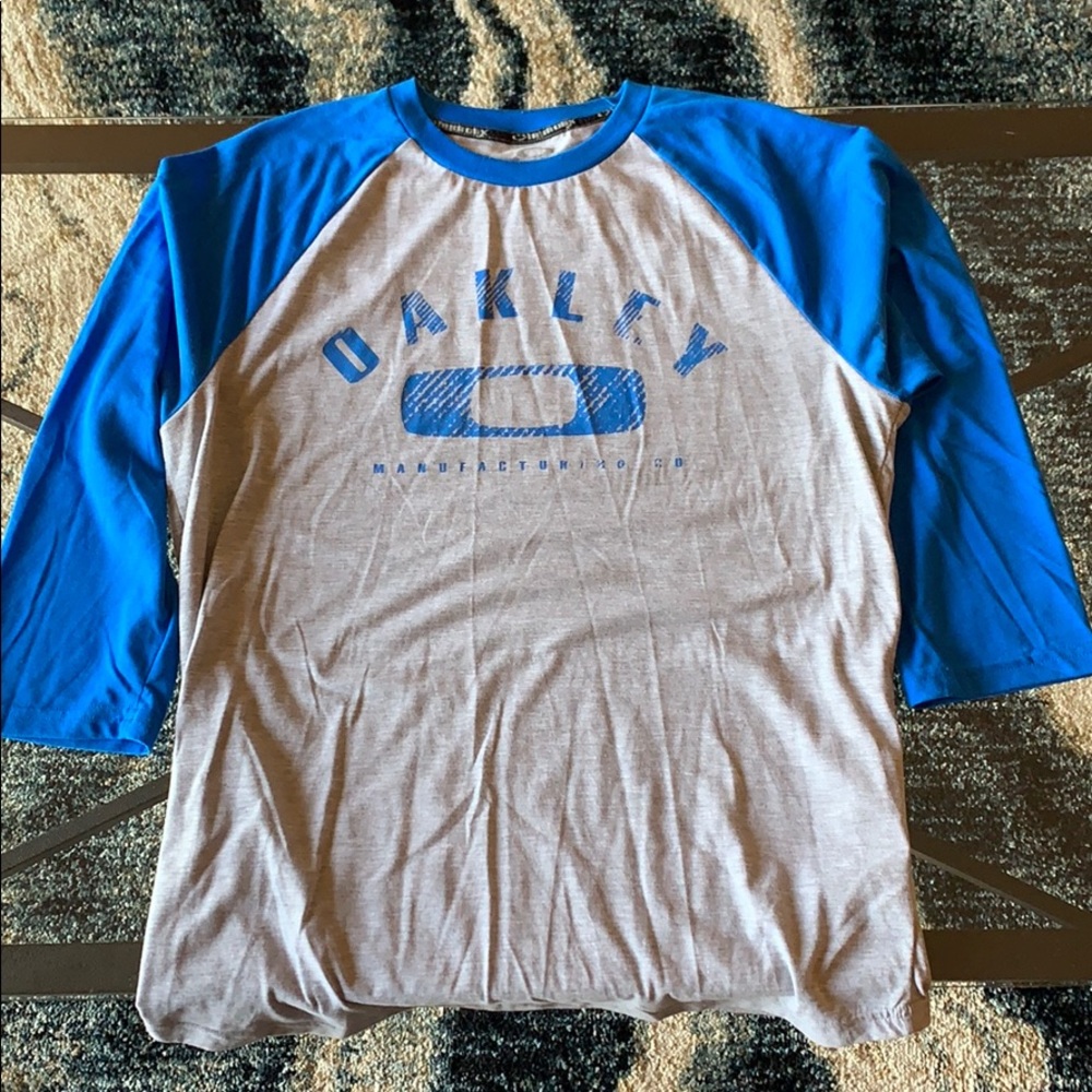 Oakley baseball tee